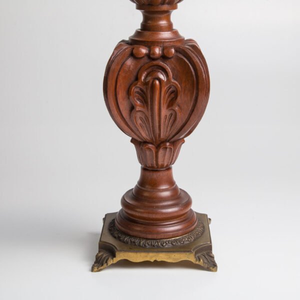 Abajur De Mesa Em Madeira E Bronze - Imagem 5