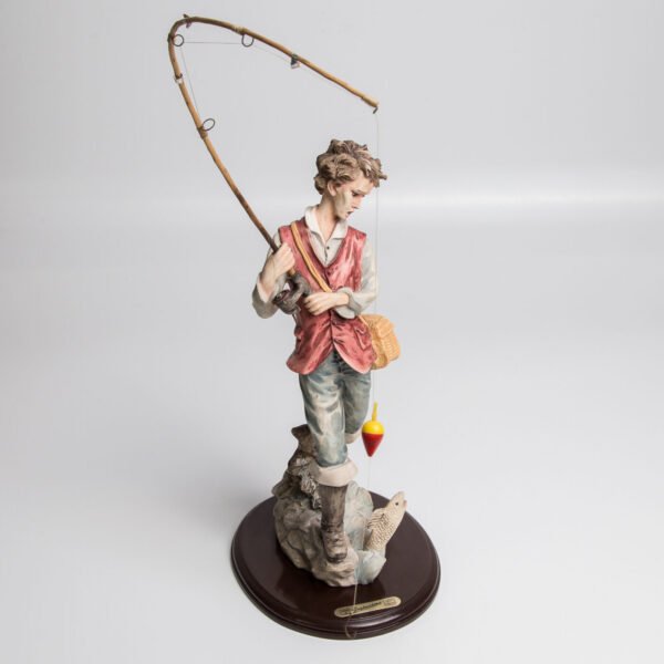 Escultura Em Resina Capodimonte - Pescador - Imagem 4