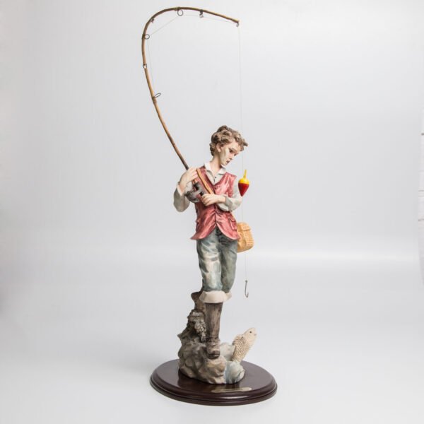 Escultura Em Resina Capodimonte - Pescador - Imagem 2