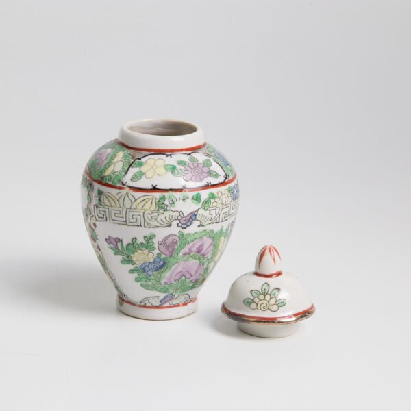 Potiche Em Porcelana Oriental - Imagem 4