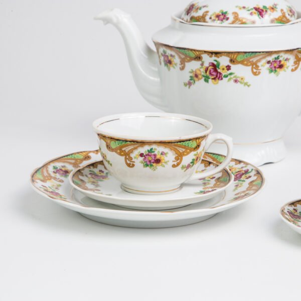 Conjunto para Chá e Cafezinho em Porcelana Real - Imagem 2