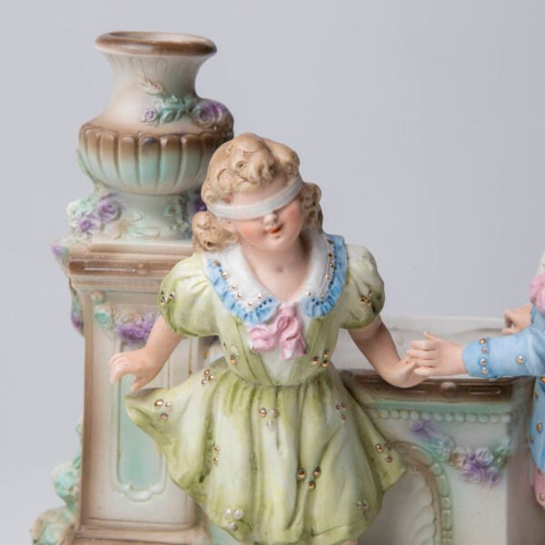 Floreira com Grupo Escultório em Porcelana - Imagem 8
