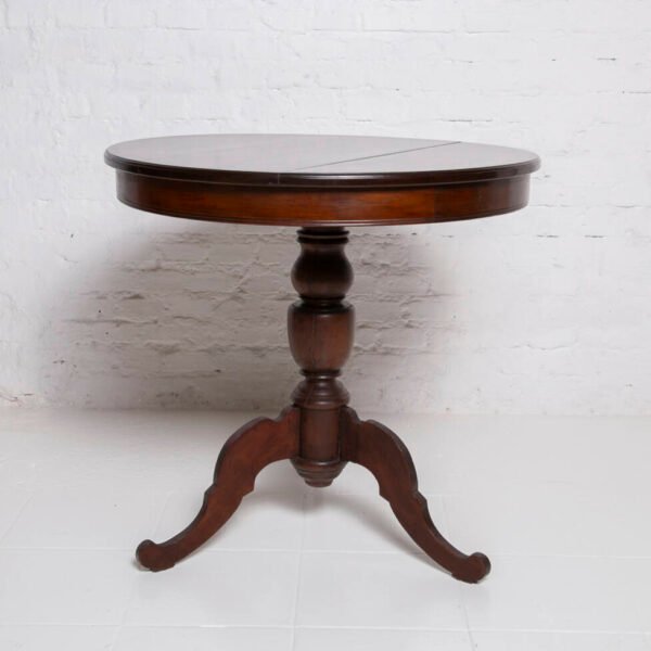 Mesa de Apresentação em Madeira Nobre - Imagem 2