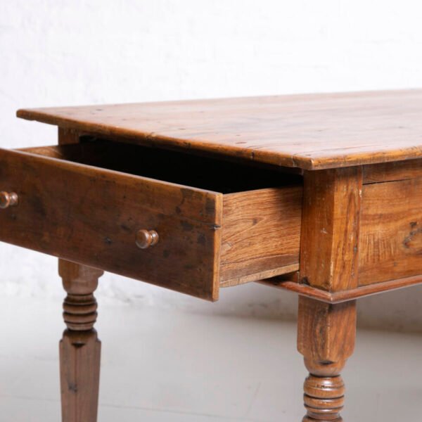 Mesa Colonial em Madeira - Imagem 2
